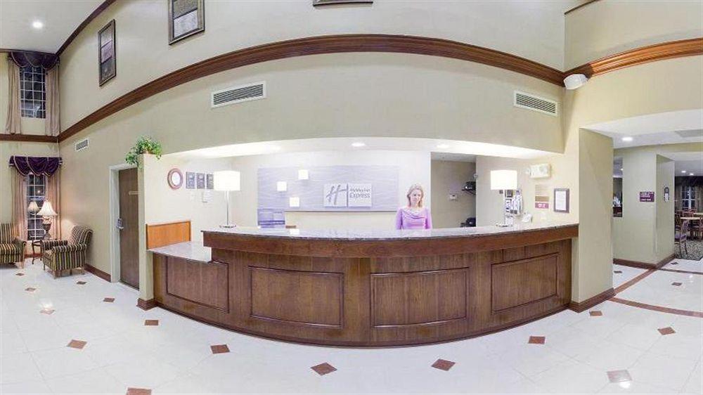Express Frederick By Ihg Hotel 3*